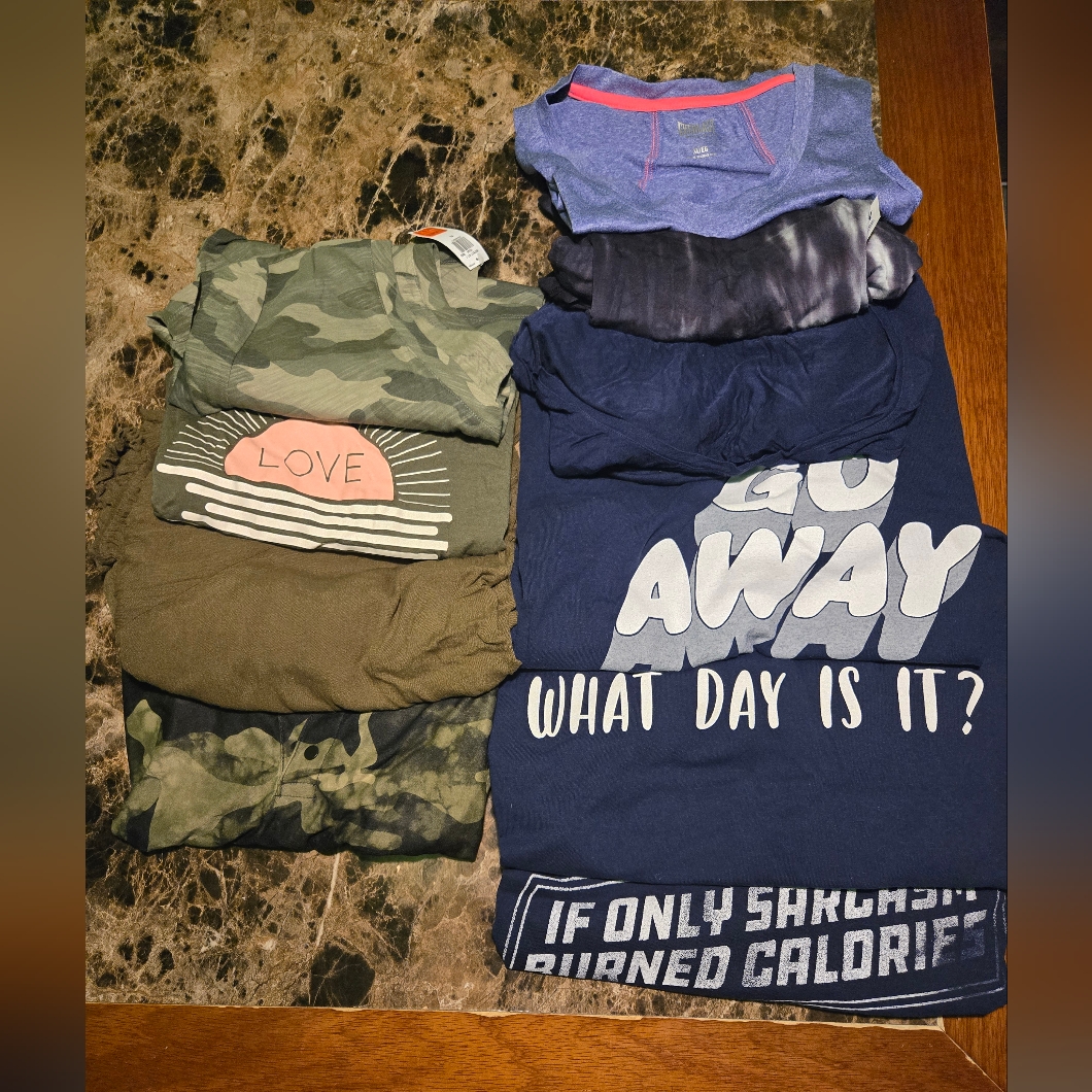 10 Tshirts Active Tops